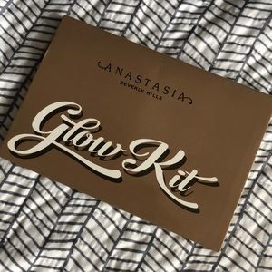 Anastasia Glow Kit